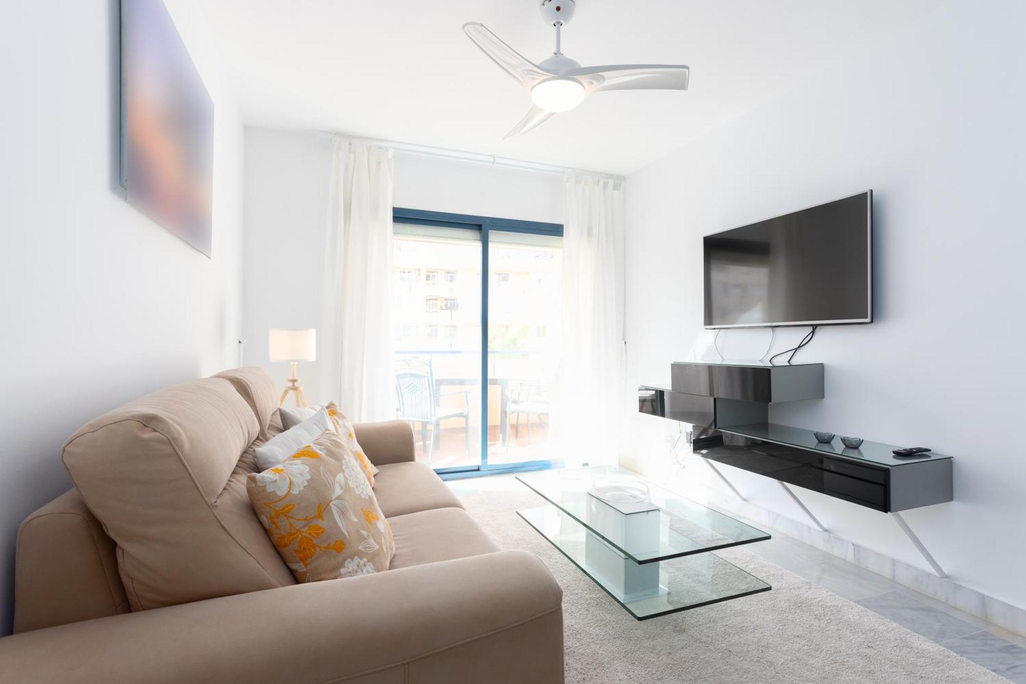 Mtr - Temporary Rent Two Bedrooms Old Town